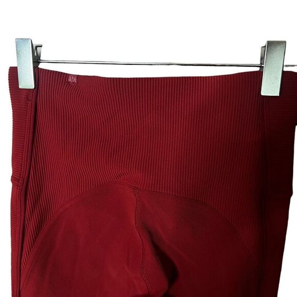 Lululemon Daily Lineup Leggings 4 - Picture 5 of 6